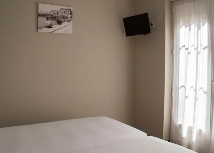 Guest house Alda Miramar Gijon