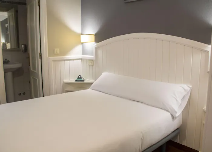 Guest house Alda Miramar Gijon