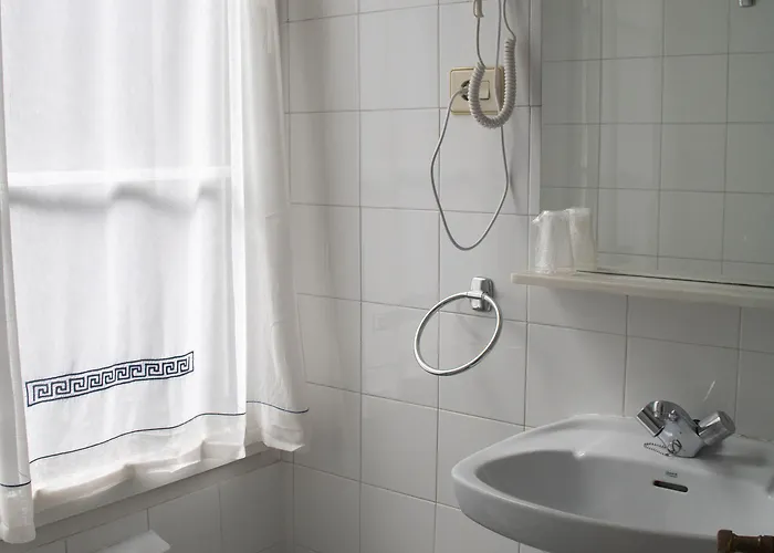 Alda Miramar Guest house 3*