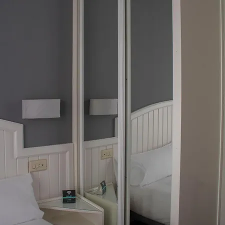 Alda Miramar Guest house 3*