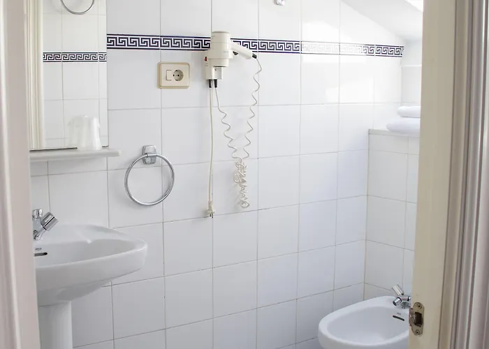 Alda Miramar Pensionat 3*